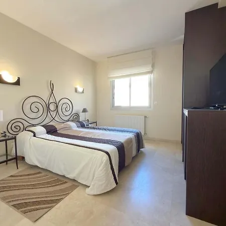 Beachfront 3 Bedroom With Panoramic Sea View And Balcony Valras-Plage