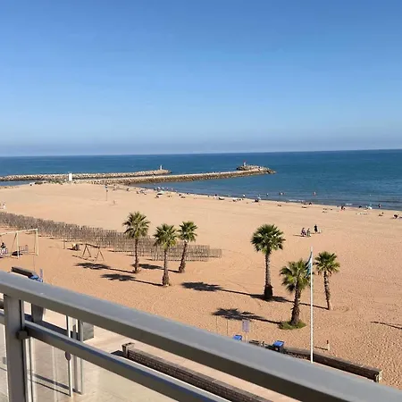 Appartamento Beachfront 3 Bedroom With Panoramic Sea View And Balcony *